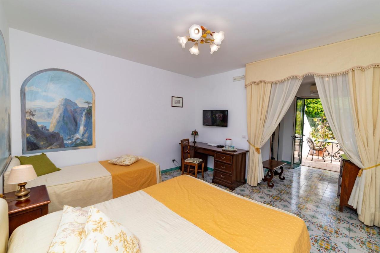 Bed and Breakfast Casa Teresa Positano Exterior foto