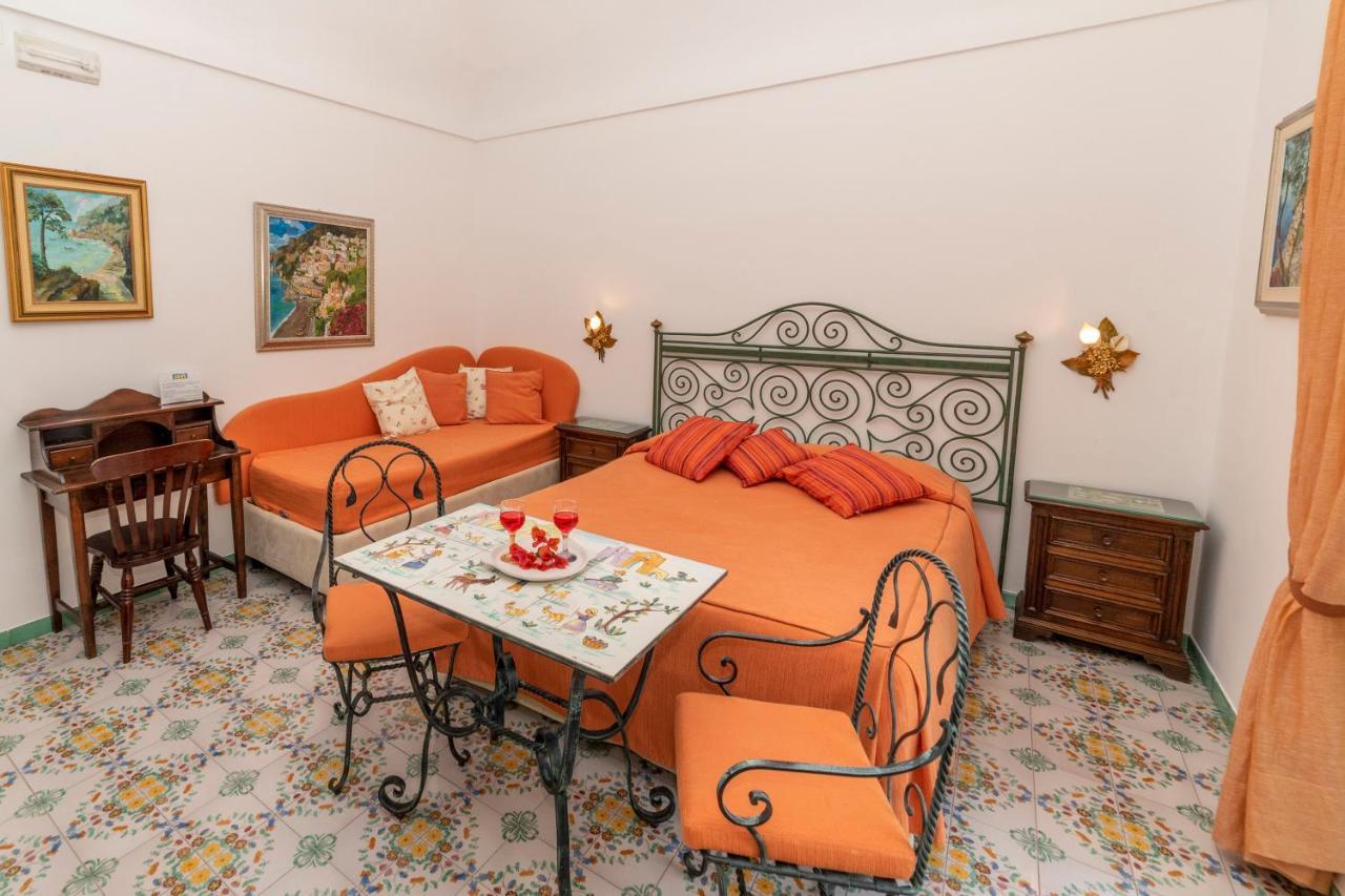 Bed and Breakfast Casa Teresa Positano Exterior foto