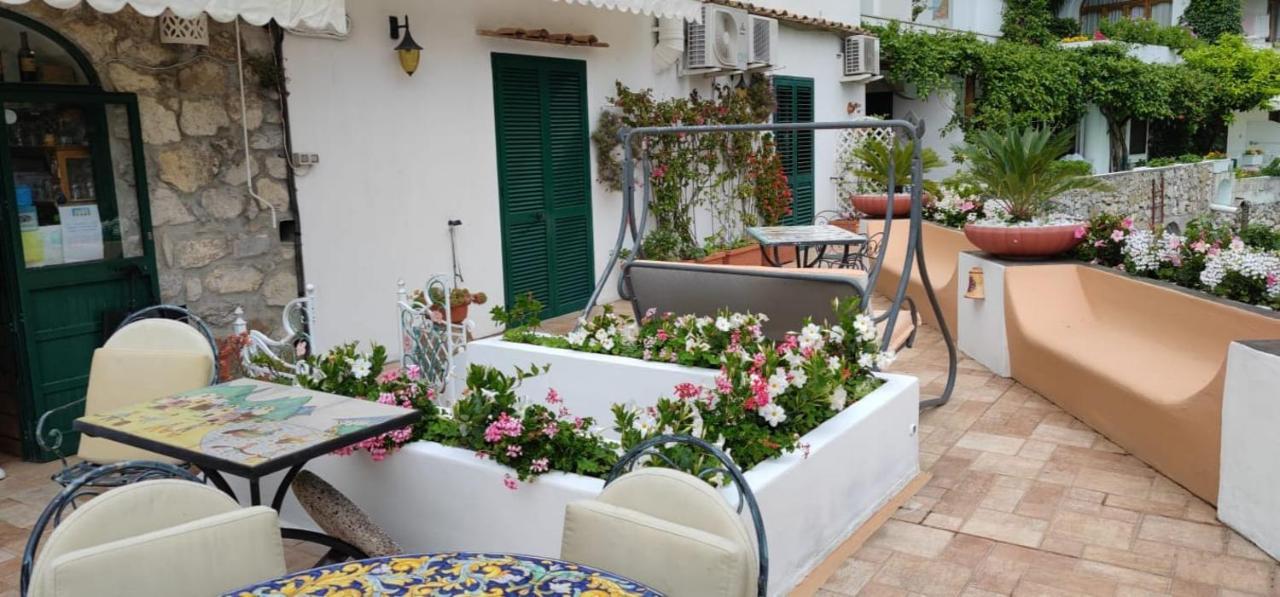 Bed and Breakfast Casa Teresa Positano Exterior foto